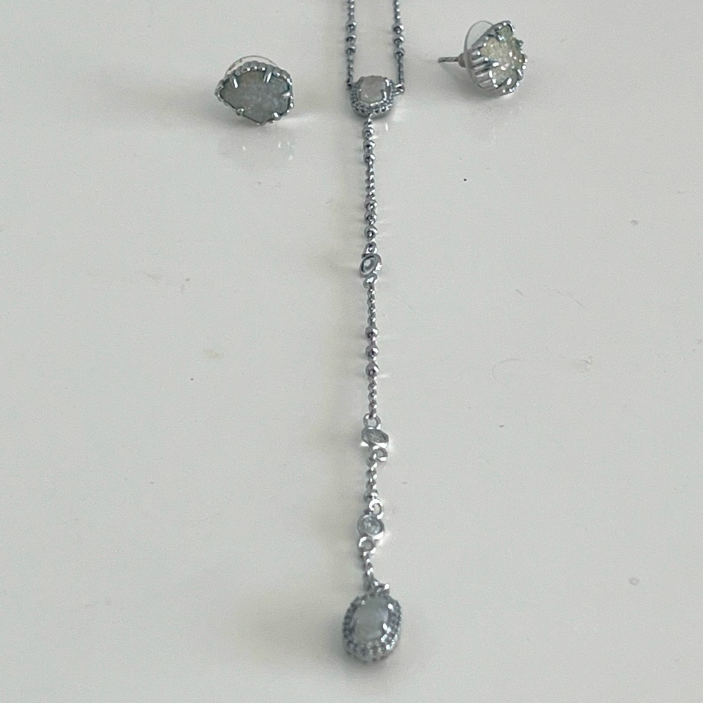 Kendra Scott lariat silver necklace and earrings  (rare)